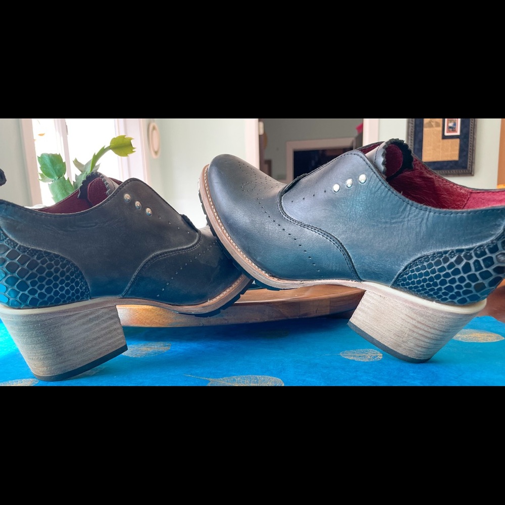 Freebird by Steven Black Leather Ankle Booties - Picture 2 of 7